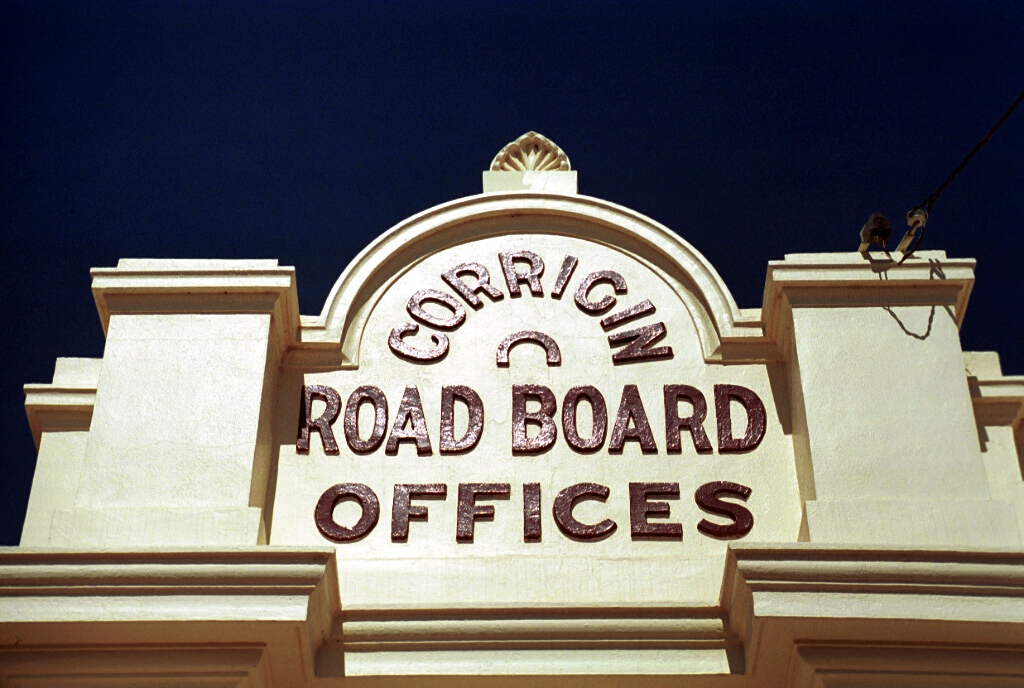 2101-12.jpg - Corrigin, WA