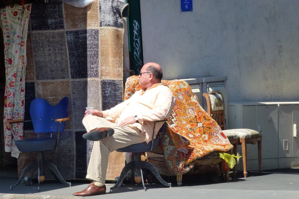 0910-P1010481.JPG - Floh- und Antikmarkt an der Porte de Clignangcourt (auch: Portklingklangklong)