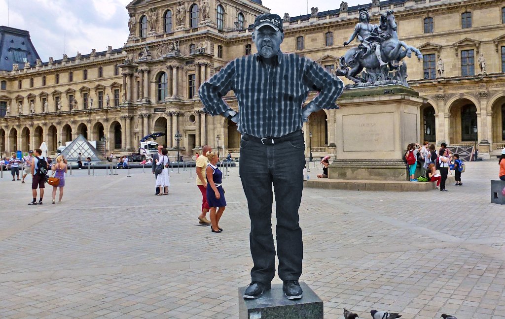 P1020784pmm-2.jpg - Statue "Le Fin malade"