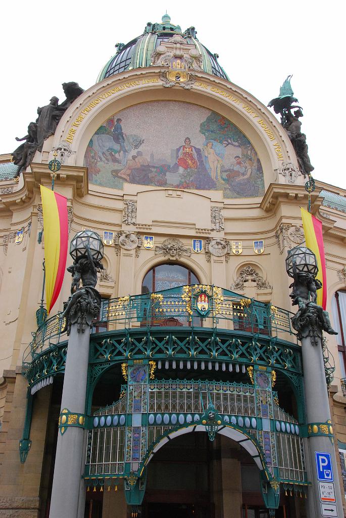 0150-DSC_4054.JPG - [de]Eingang des Gemeindehauses, ein schöner Jugendstilbau[de]Entrance of the Gemeindehaus, an beautiful art nouveau building