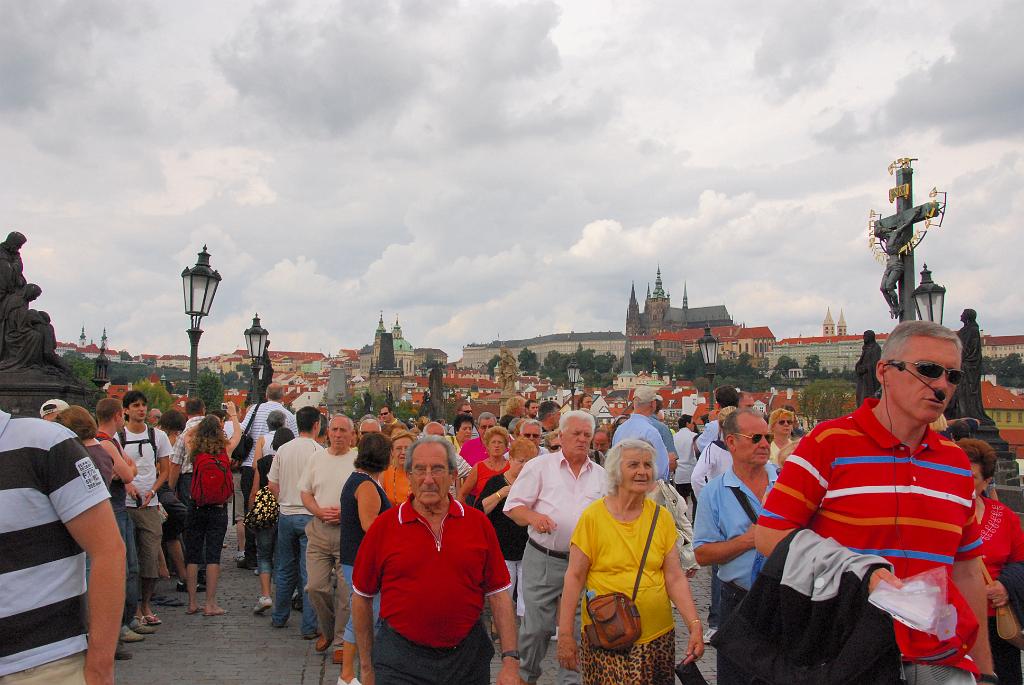 1020-DSC_4427DL.jpg - [de]Da besucht man eine fremde Stadt und wen findet man: Touristen, nur Touristen, überall Touristen[en]So you're visiting a foreign town and who do you see? Tourist, only tourists, tourists everywhere