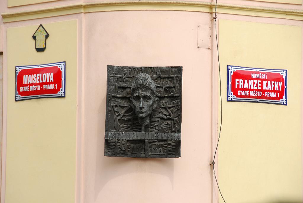 1070-DSC_4439.JPG - [de]Erinnerung an Franz Kafka, der 1883 in Prag geboren wurde[en]Remembrance of the poet Franz Kafka who was born in Prague 1883