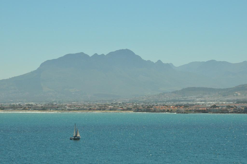 101_0598.JPG - False Bay