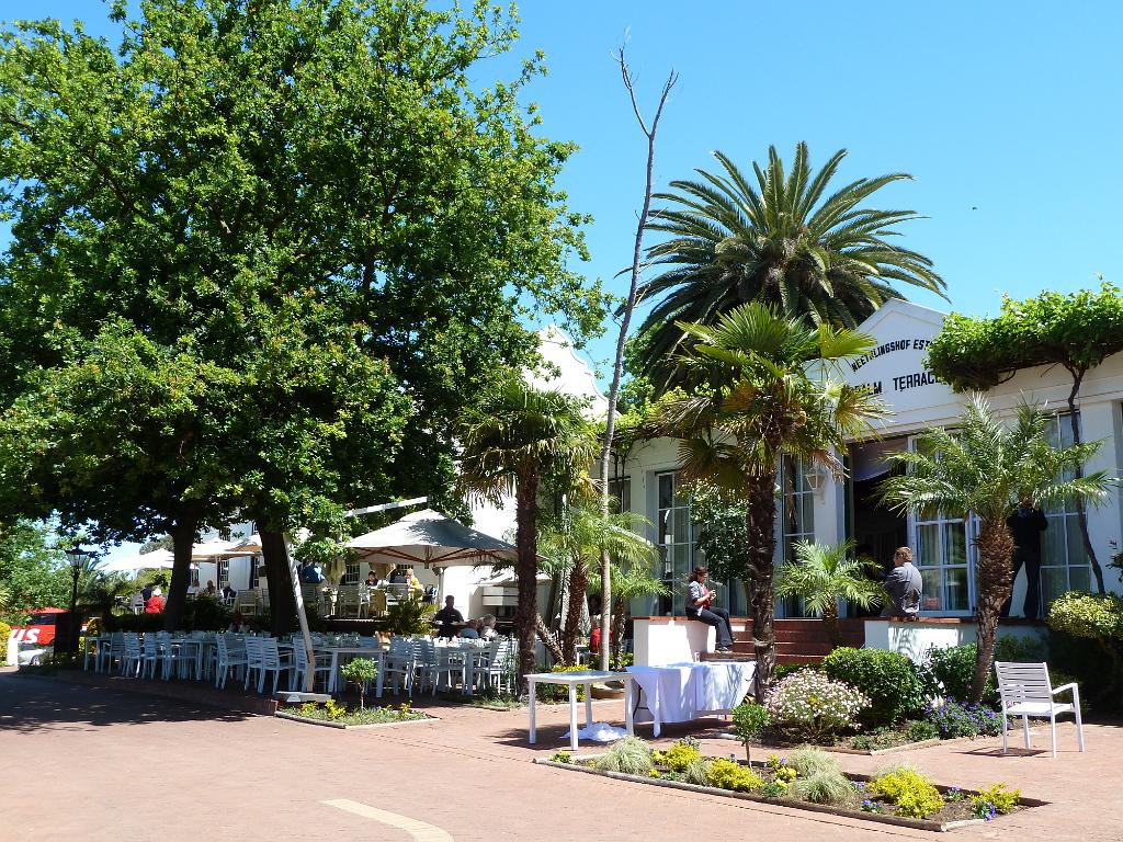 P1010076.jpg - Neethlingshof