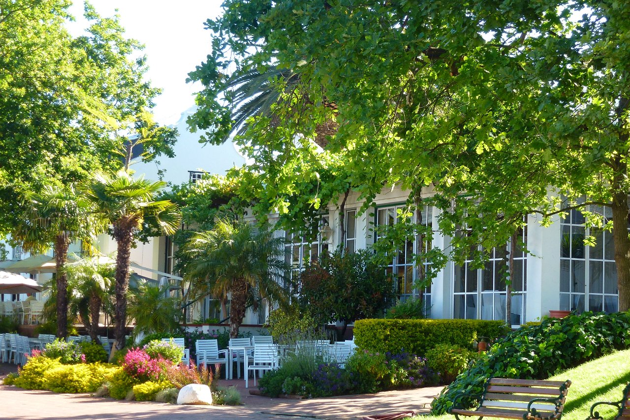 P1000540.JPG - Lord Neethlingshof Wine Estate